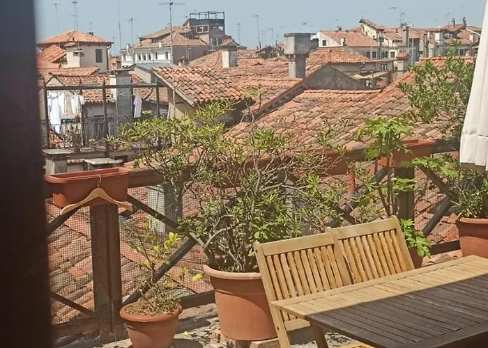 Sunbeam Palace * Venezia