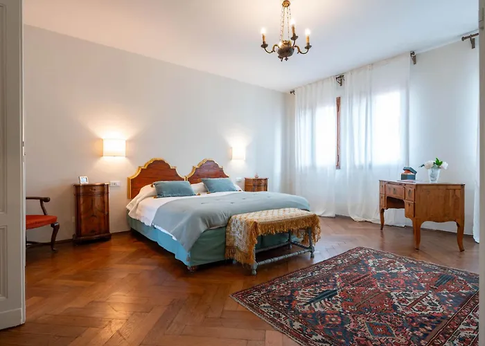 Sunbeam Palace * Venezia