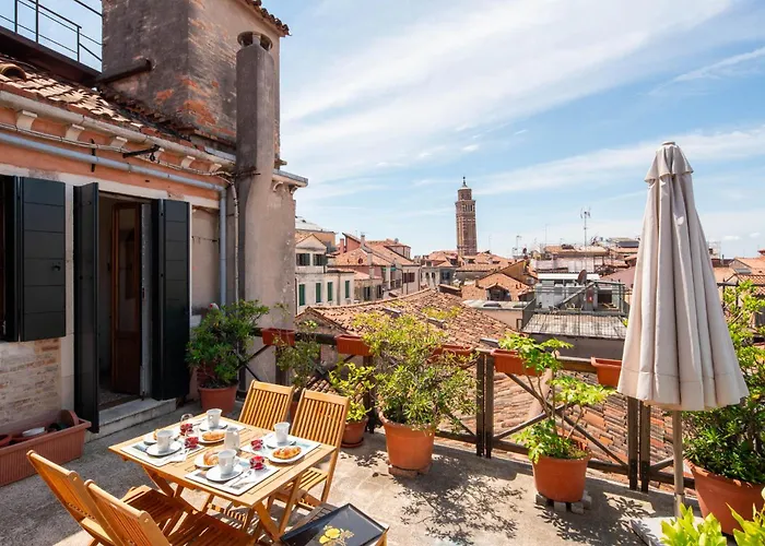 Sunbeam Palace * Venezia