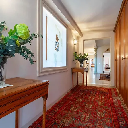 Sunbeam Palace Appartement Venetië