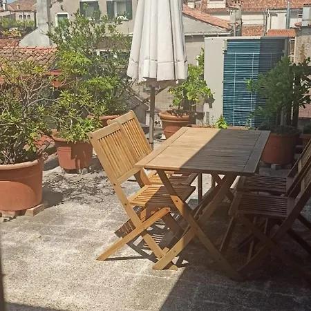 Apartamento Sunbeam Palace Veneza